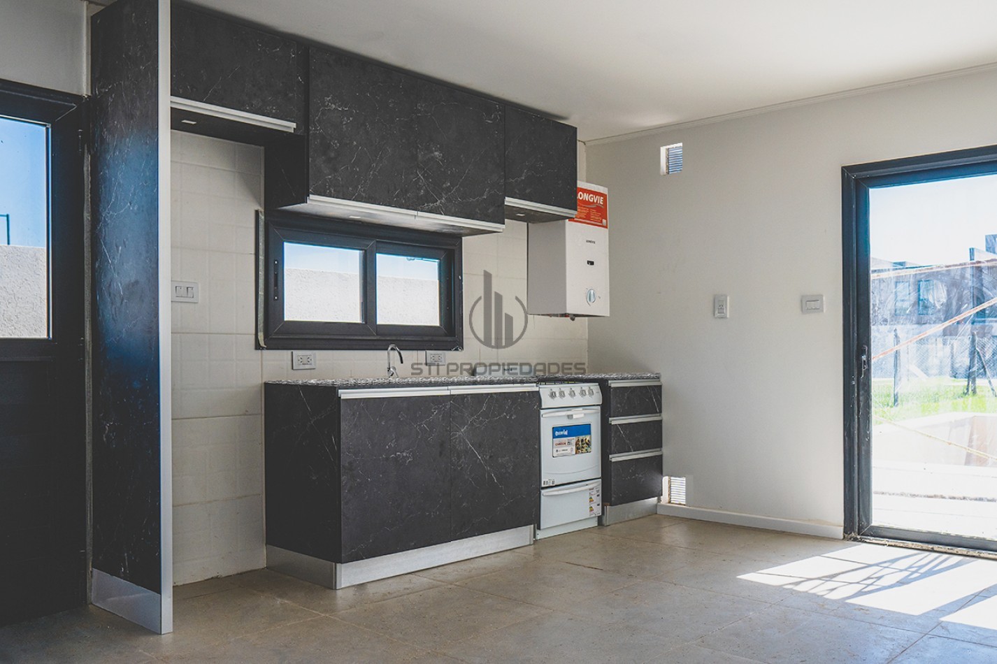 Venta de duplex de 2 dormitorios y pileta - A estrenar - Financiacion