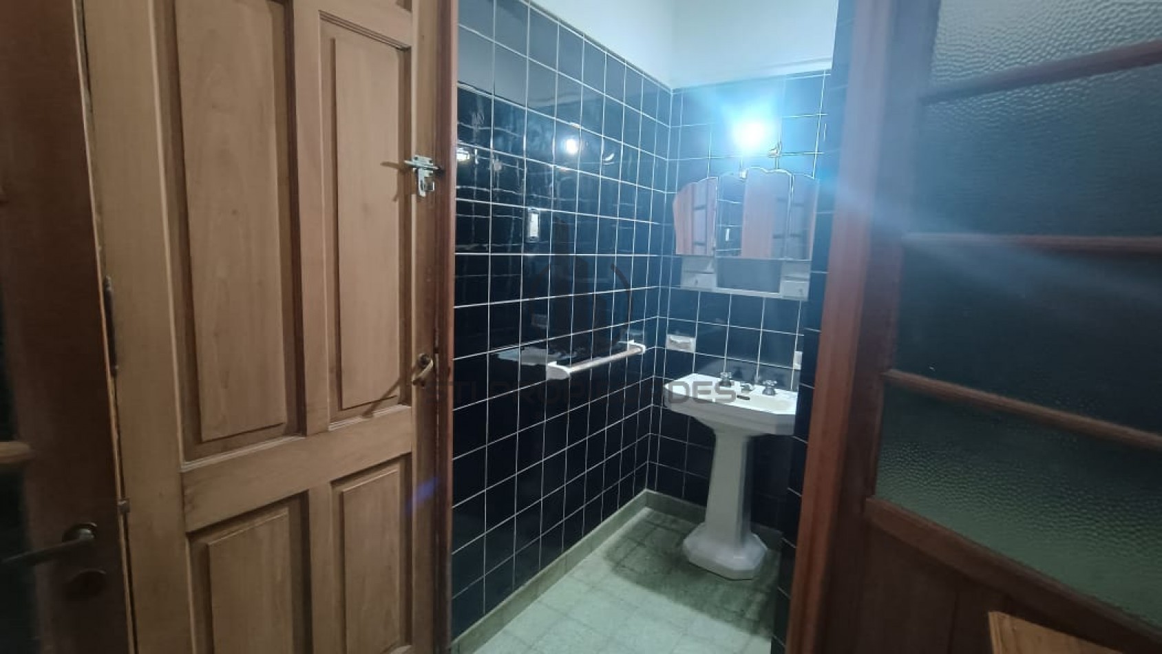 Venta de casa en Arroyito - ideal dos familias