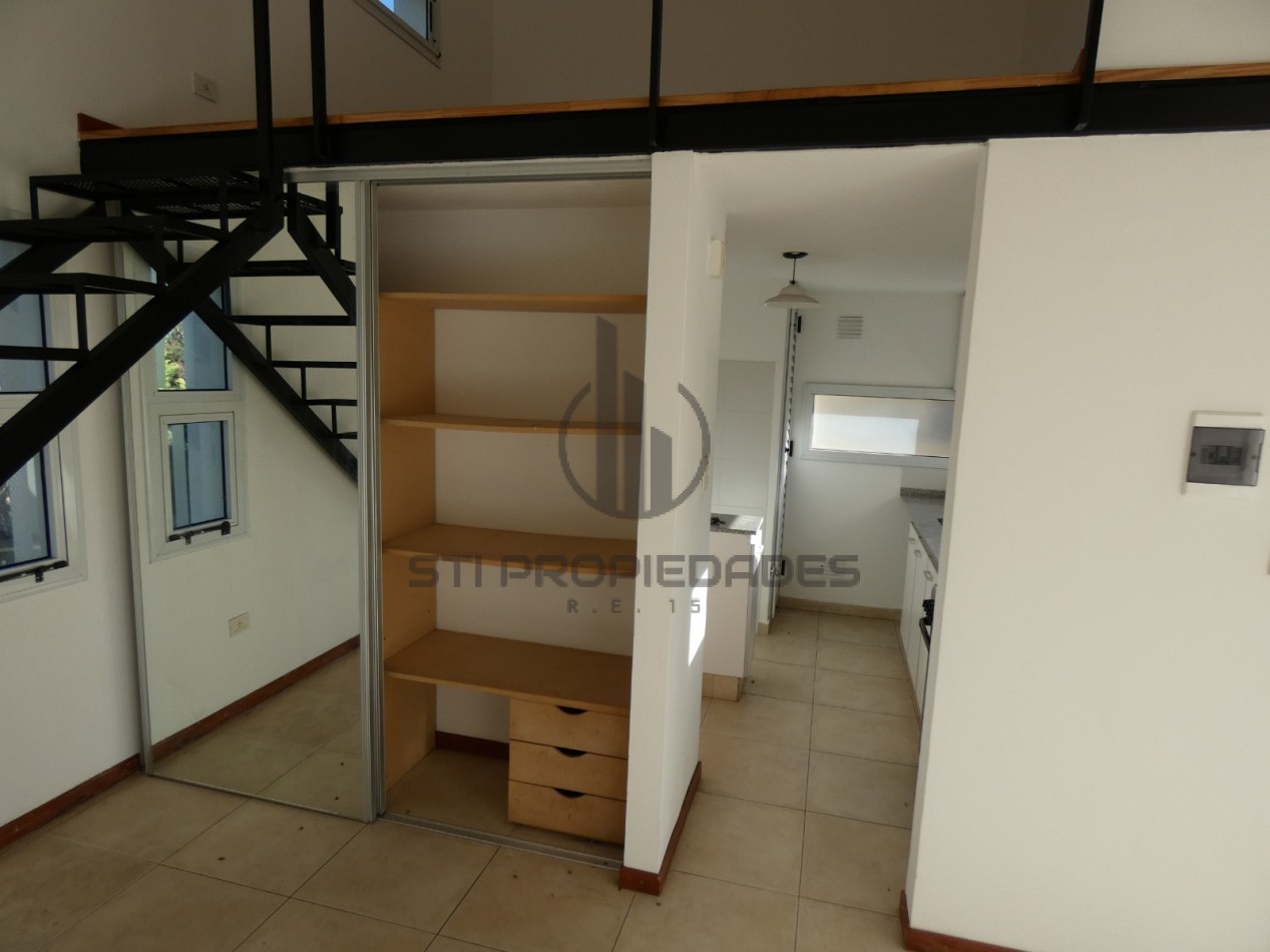 HERMOSO DEPARTAMENTO DE UN DORMITORIO CON COCHERA EN PUEBLO ESTHER - BARRIO PRIVADO