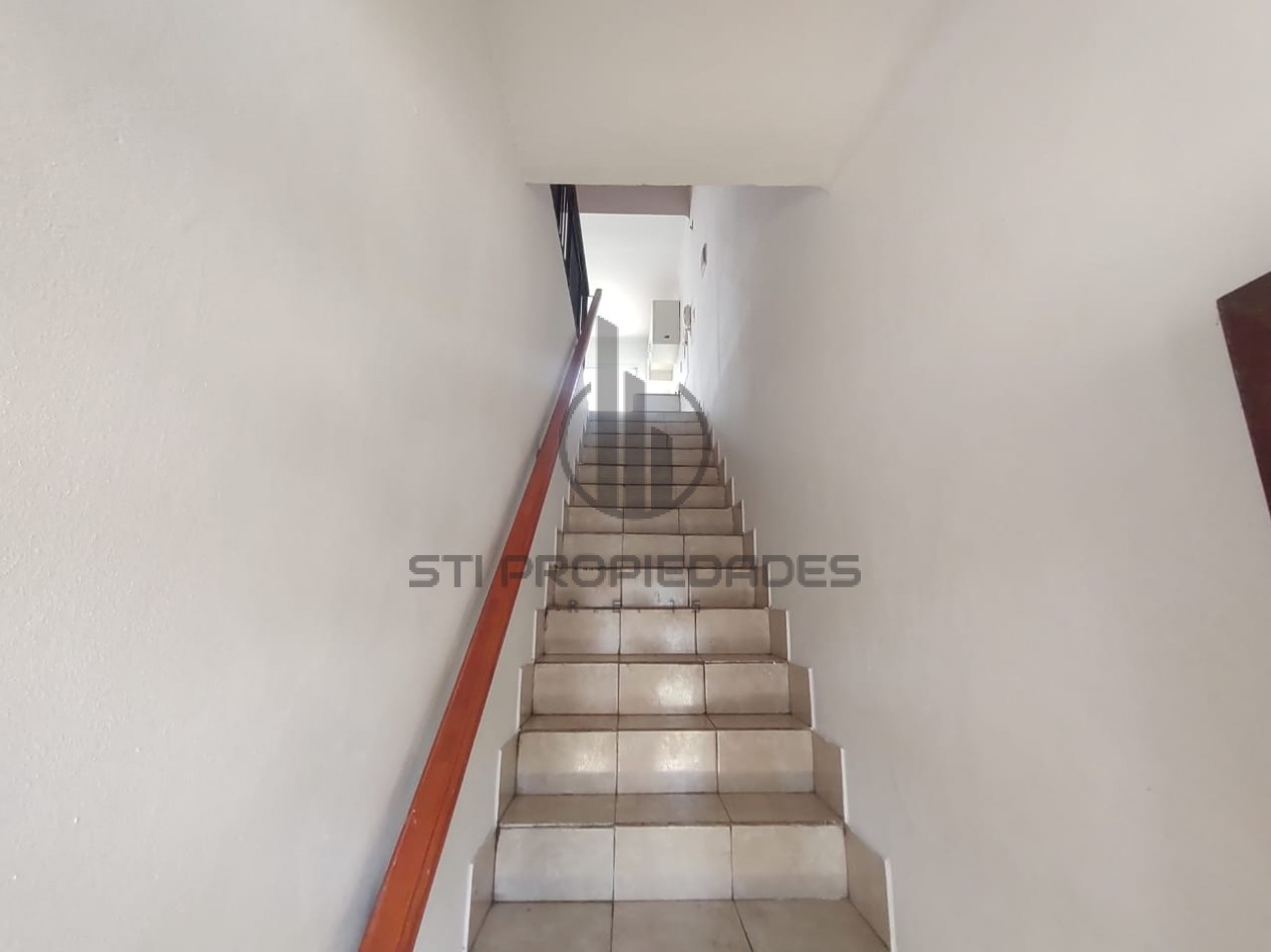 Venta departamento planta alta de dos dormitorios