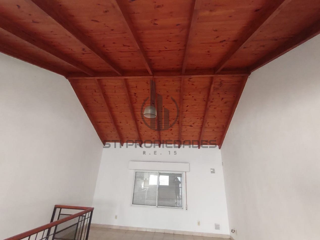 Venta departamento planta alta de dos dormitorios