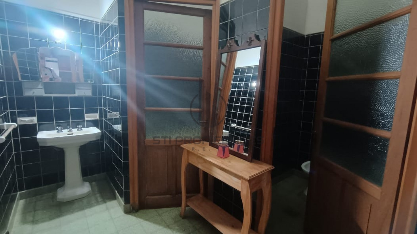 Venta de casa en Arroyito - ideal dos familias