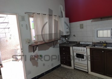 Alquiler casa de pasillo - Patio